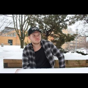 Meet your Posher, Charles